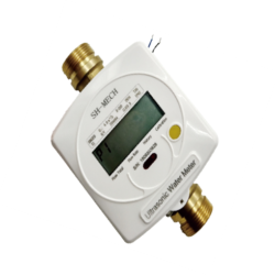 Ultrasonic water meter with valve control